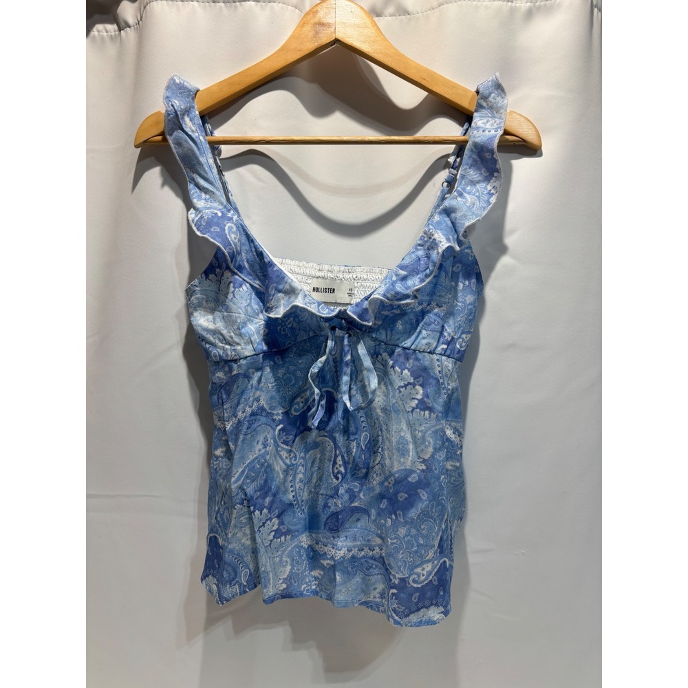 Hollister Cami Top Womens XS Blue Paisley Ruffle Tie Front Smocked Back